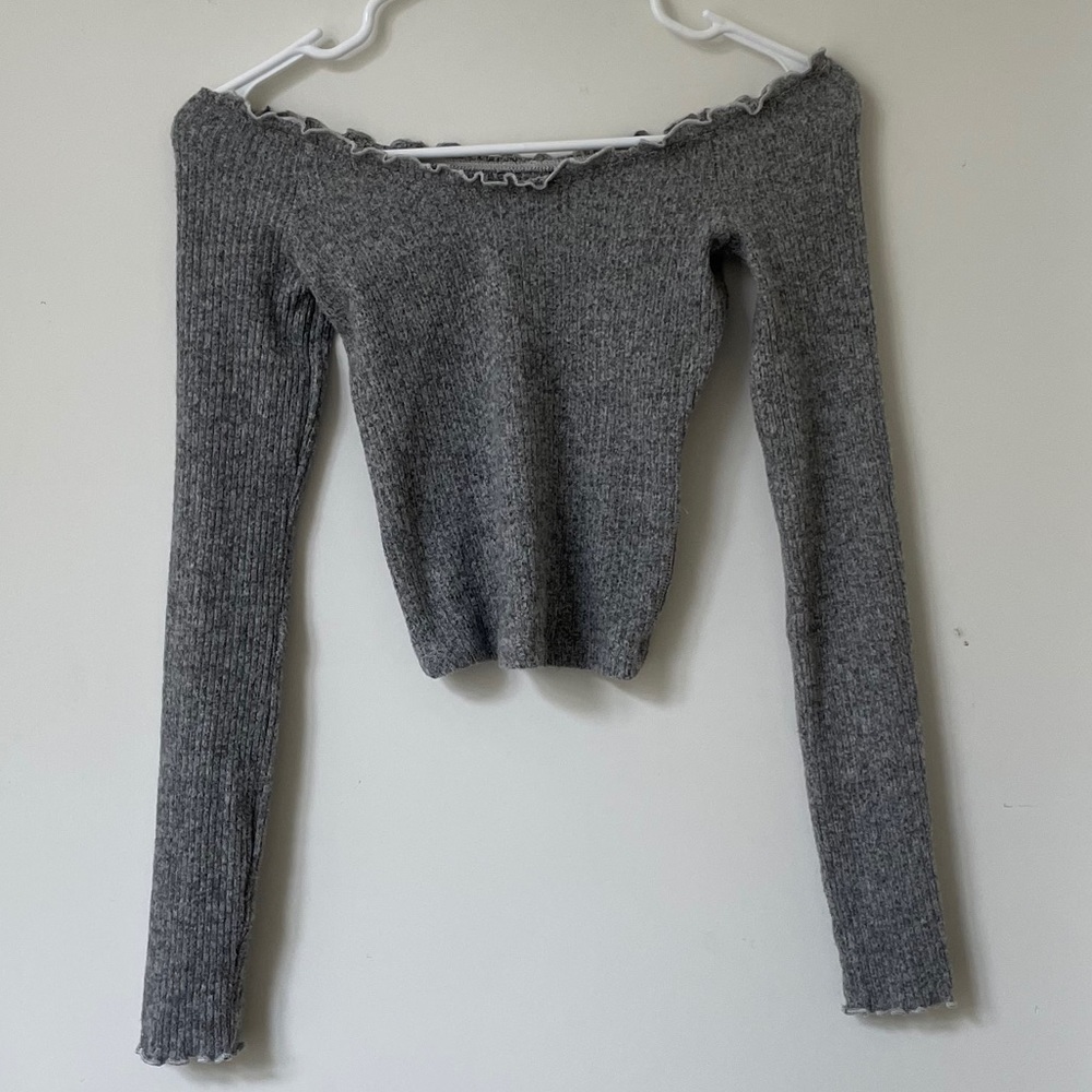 Off the shoulder long sleeve top